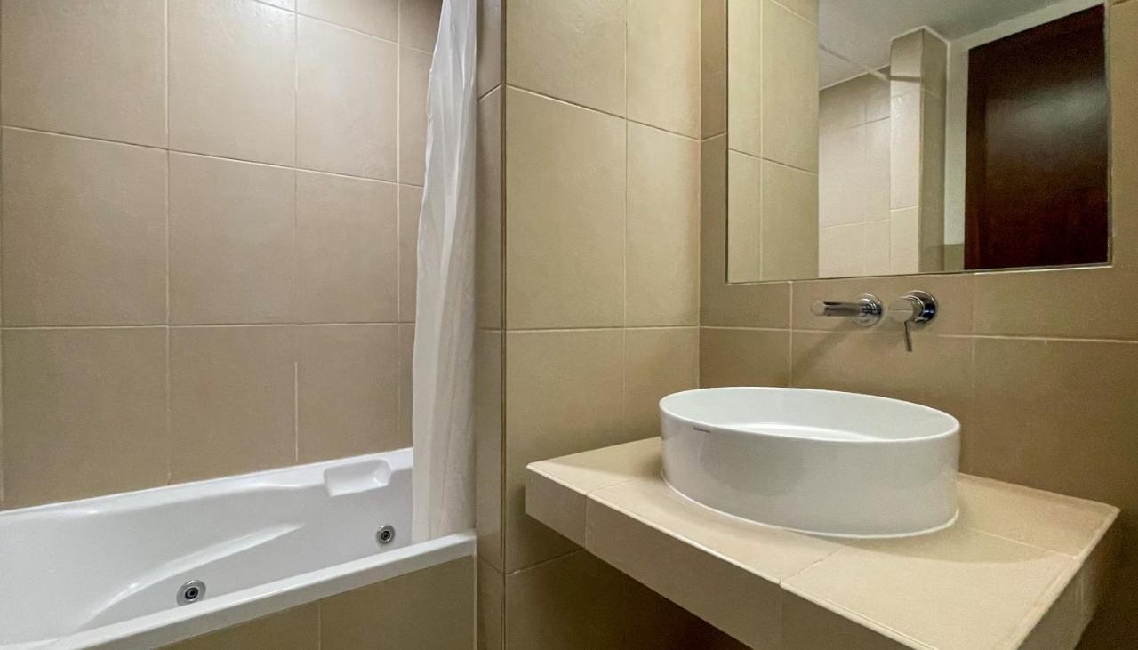 Herdade Dos Salgados,t3 8c-0c, Lagoas Apartamento *