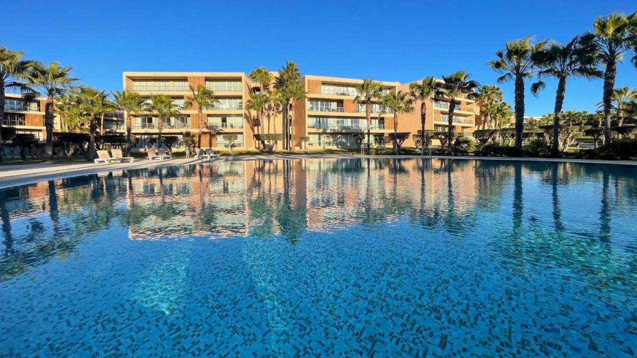 Herdade Dos Salgados,t3 8c-0c, Lagoas Appartement *